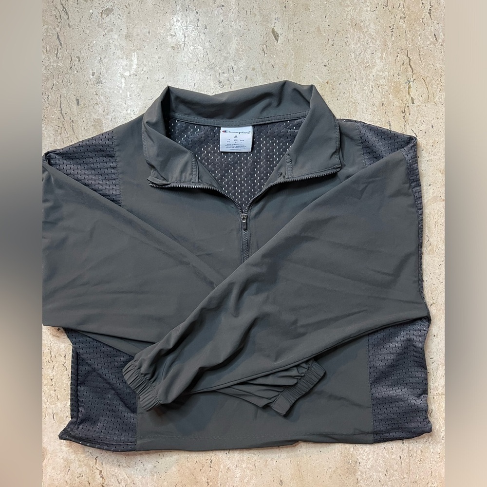 Champion Mesh Cropped 1/4 Zip pullover Sweatshirt Size Medium